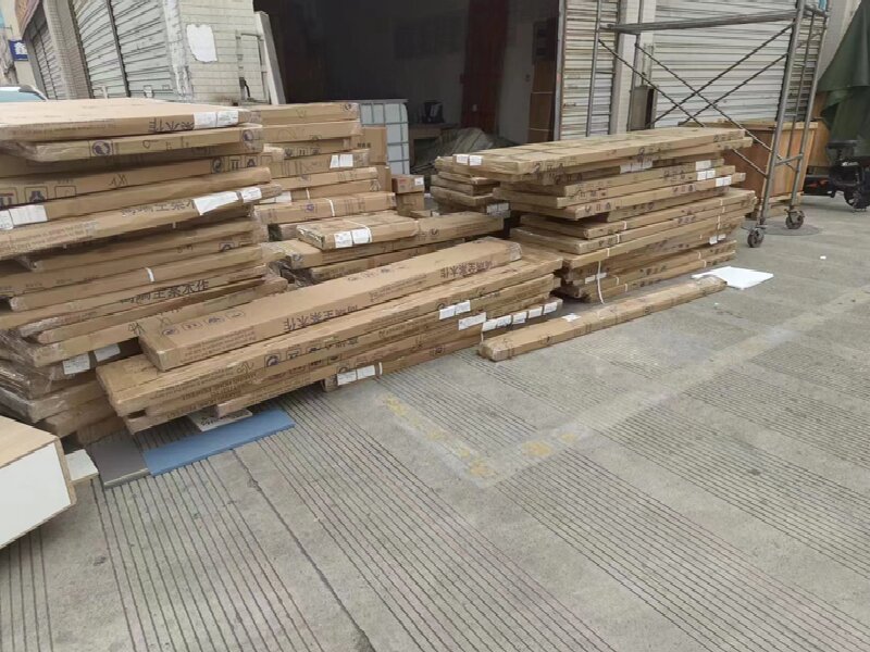 呼和浩特到烏魯木齊貨運(yùn)公司