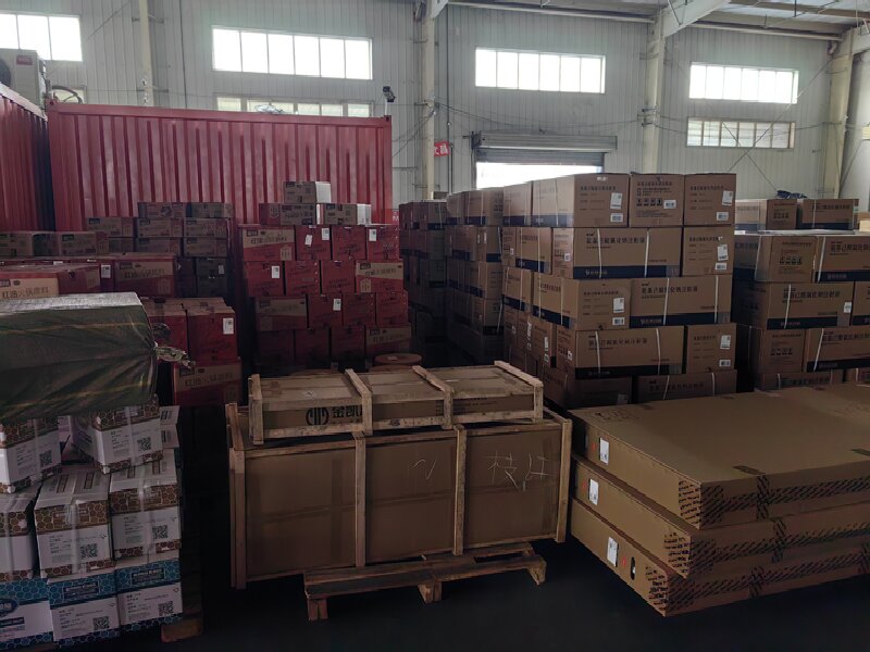 深圳到稱多物流公司