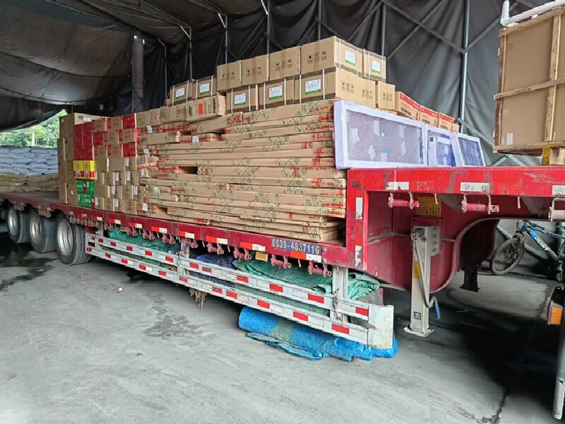 廣漢到白堿灘區(qū)貨運(yùn)公司